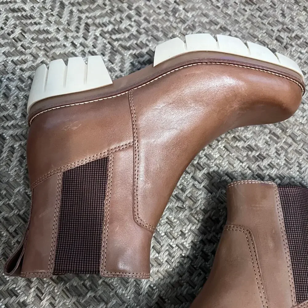 Bernardo Sutton Chelsea Boot Womens Sz 9